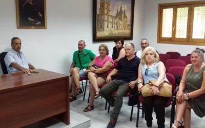 El Alcalde se reúne con los vecinos de Monteacevedo
