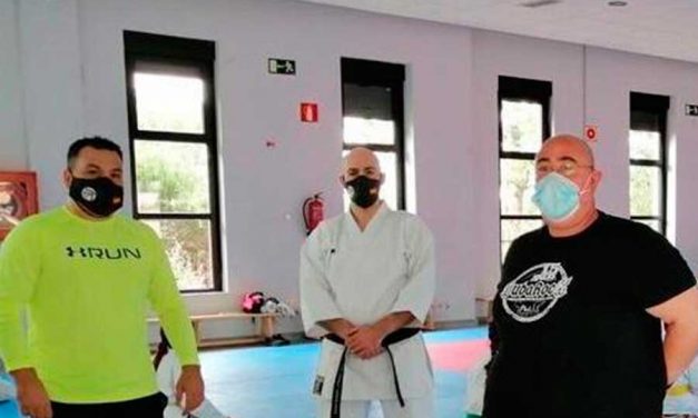 Se reanudan las actividades de Kárate y la Agrupación retoma Pádel y Tenis