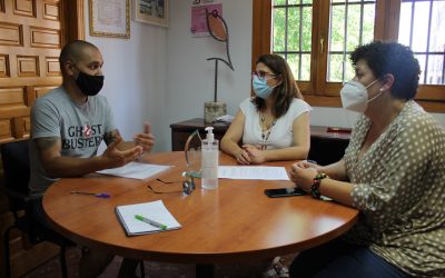 Firma del Convenio hasta fin de año con la protectora “El Arca de Zeus”