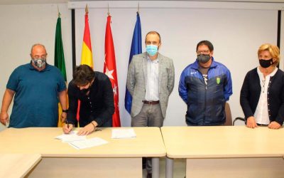 La A.D. Nuevo Baztán y la U.D. Villar del Olmo se unen para potenciar al fútbol en el sureste
