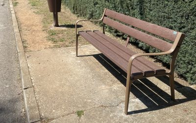 Nuevos bancos para Las Villas y el Parque Víctimas del Terrorismo